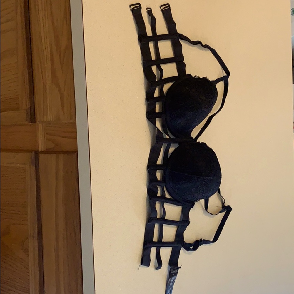 Sexy, striking & stylish bra